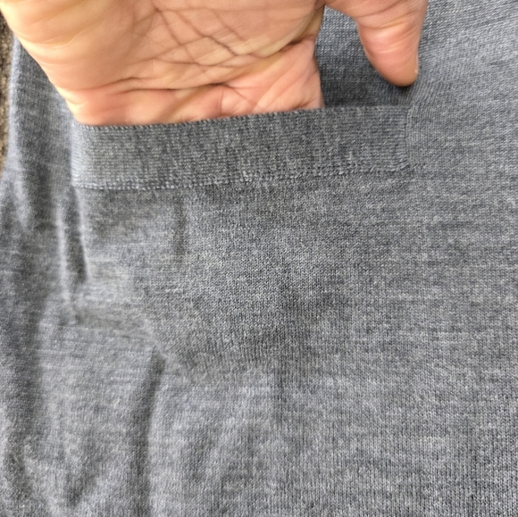 Banana Republic Merino Wool Sweater Cardigan Men Sz M Gray Long Sleeve ButtonUp - Picture 6 of 12
